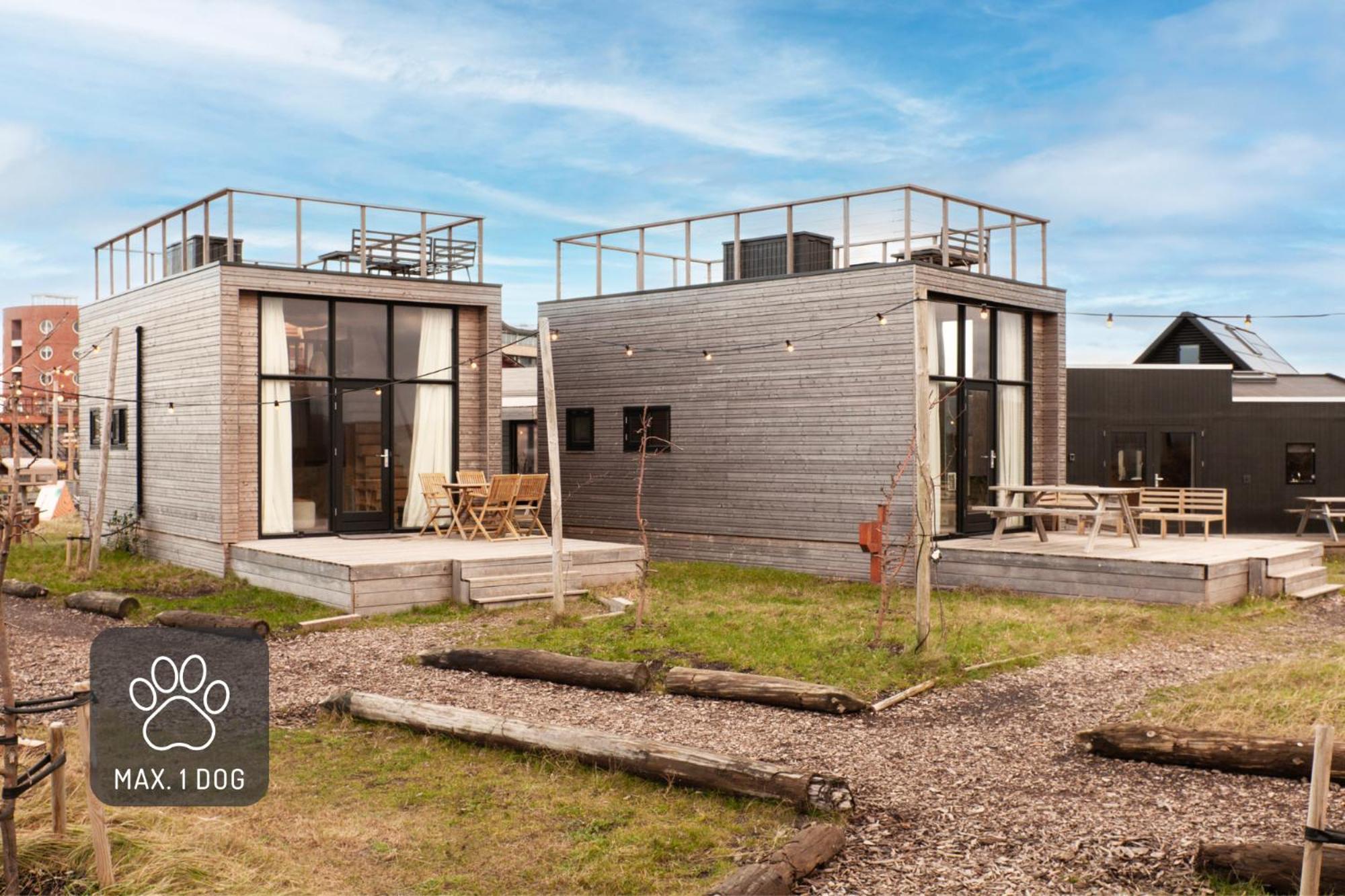 Basecamp Ijmuiden Aan Zee Hotel Exterior photo