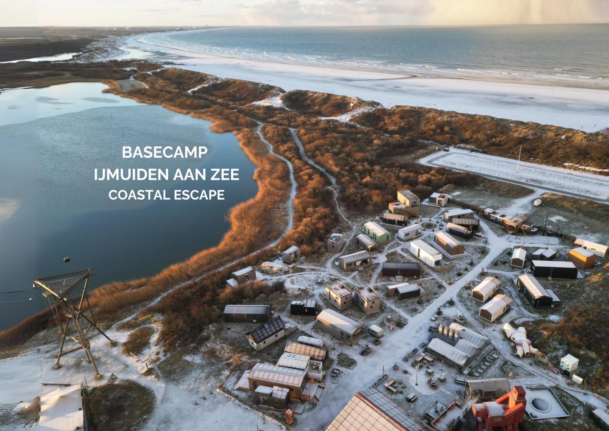 Basecamp Ijmuiden Aan Zee Hotel Exterior photo